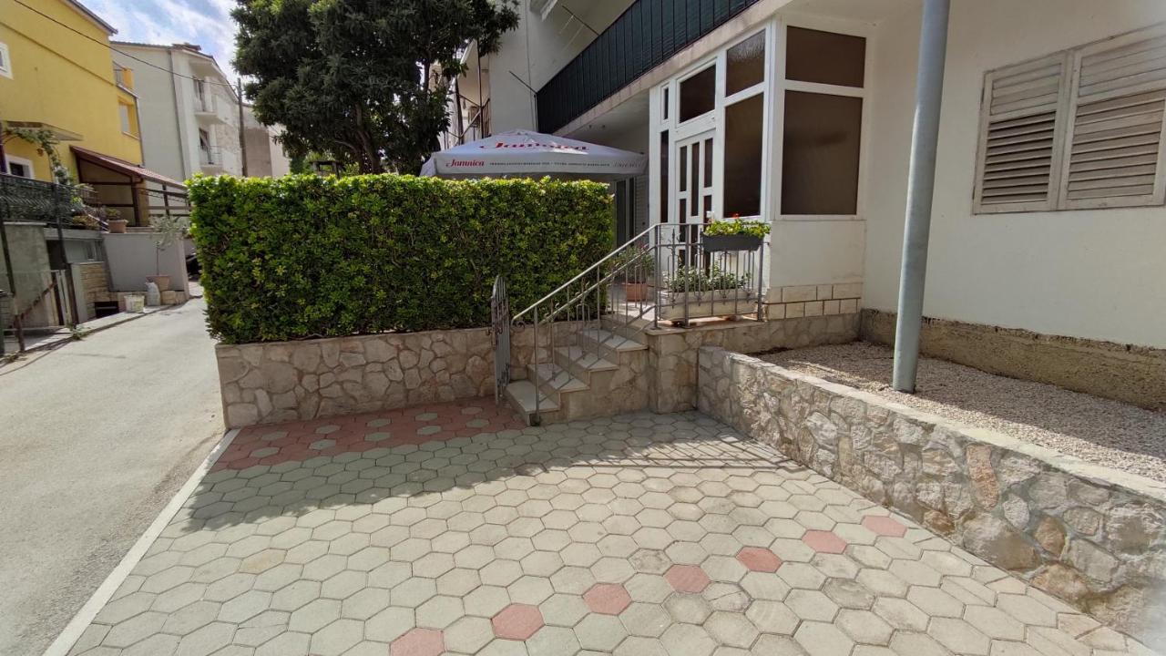 Apartment Garden With Private Parking Split