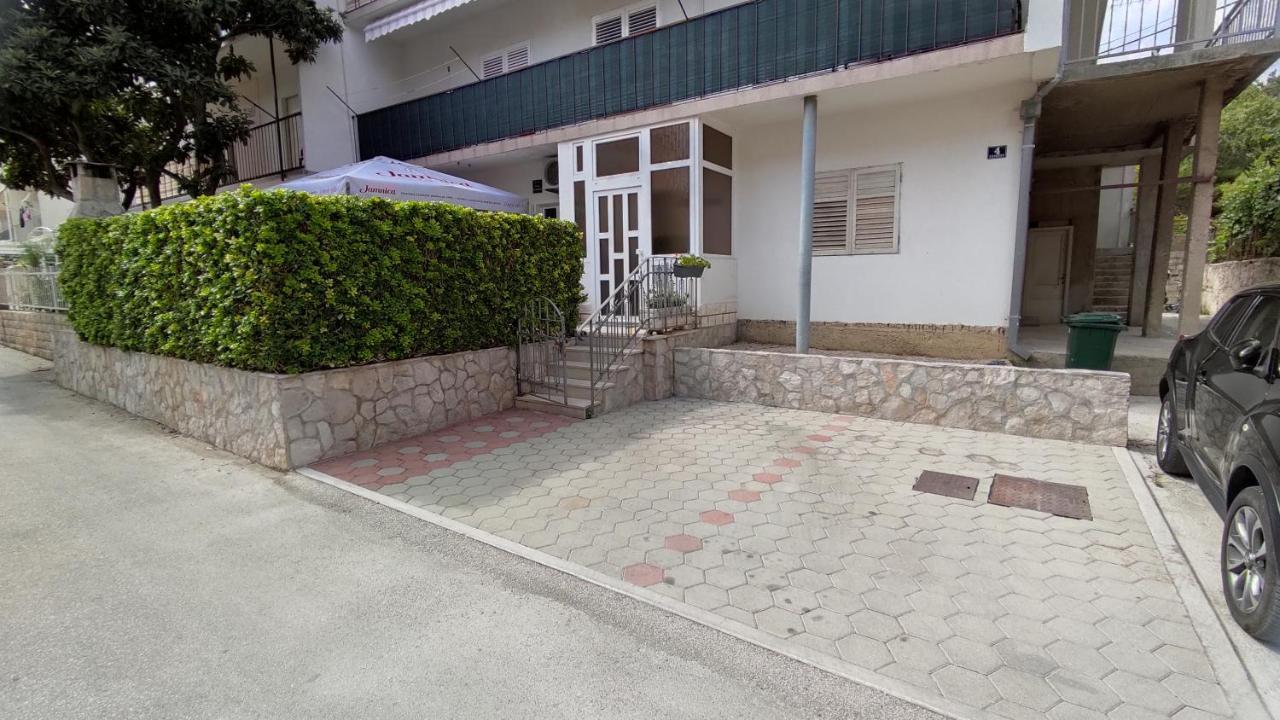 Garden With Private Parking * Split