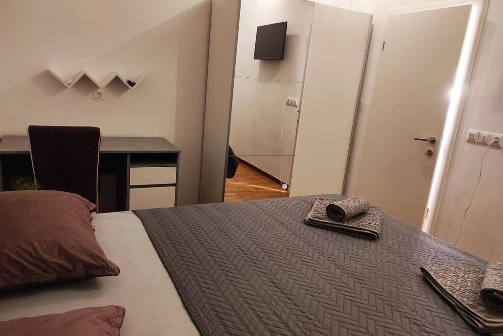 Apartamento Spacious Near Center And The