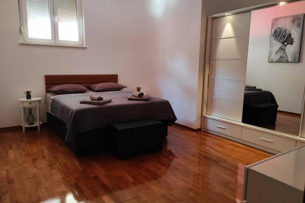 Spacious Near Center And The