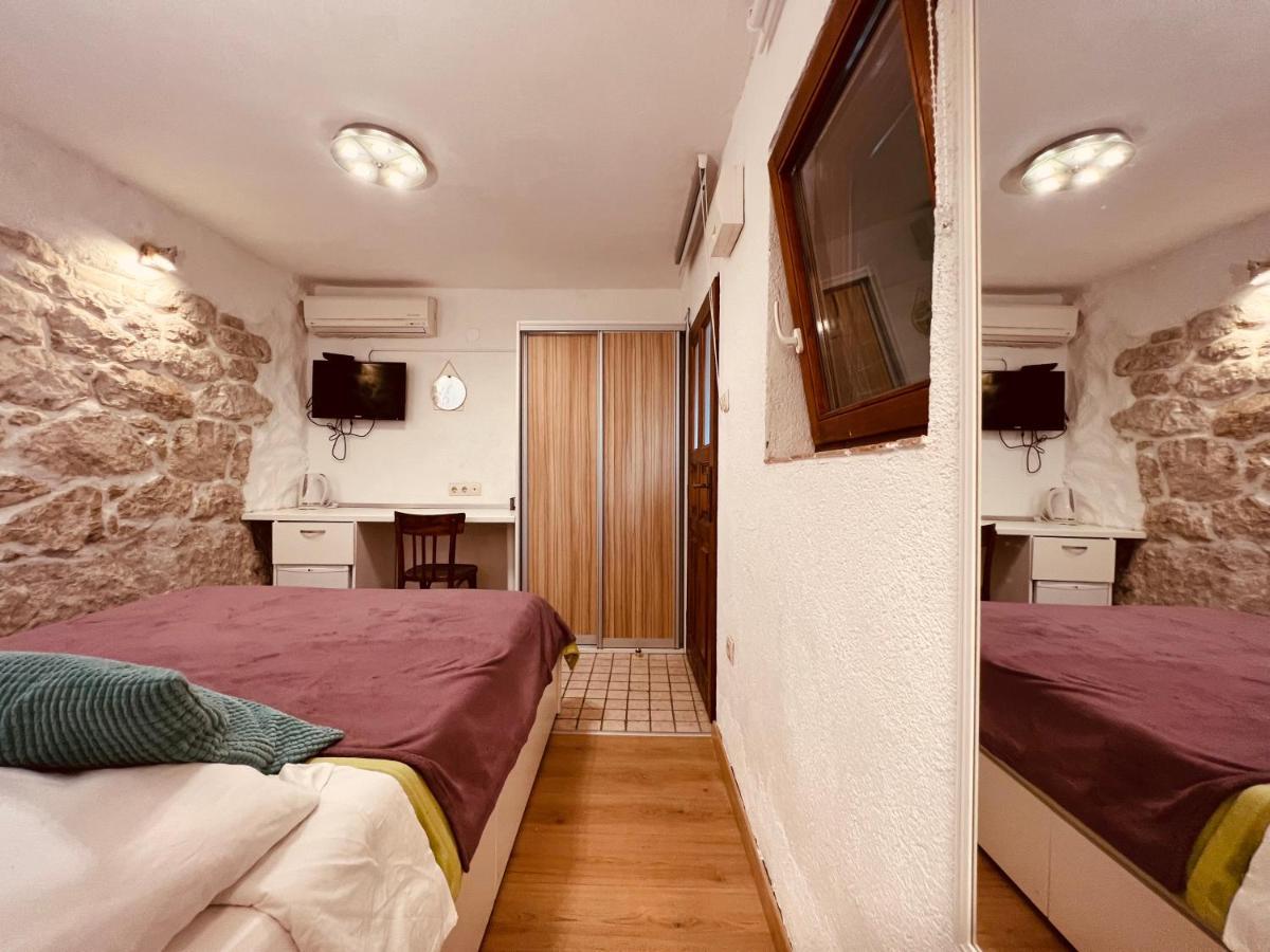 F Guest house 3*