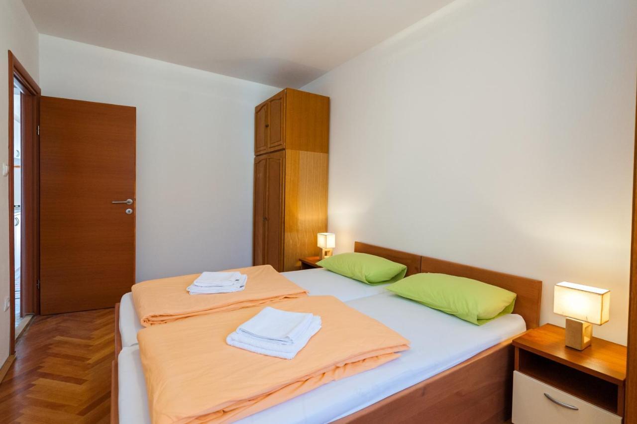 Appartement A3 Apt W Balcony & Sea View 2 Min Walking To