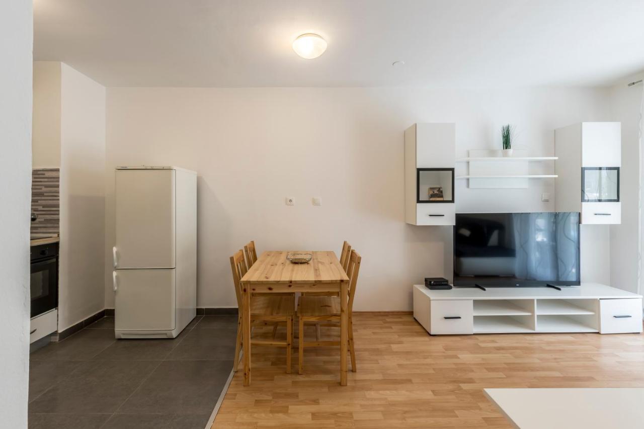 Pujanke - Large 3 Bedroom *