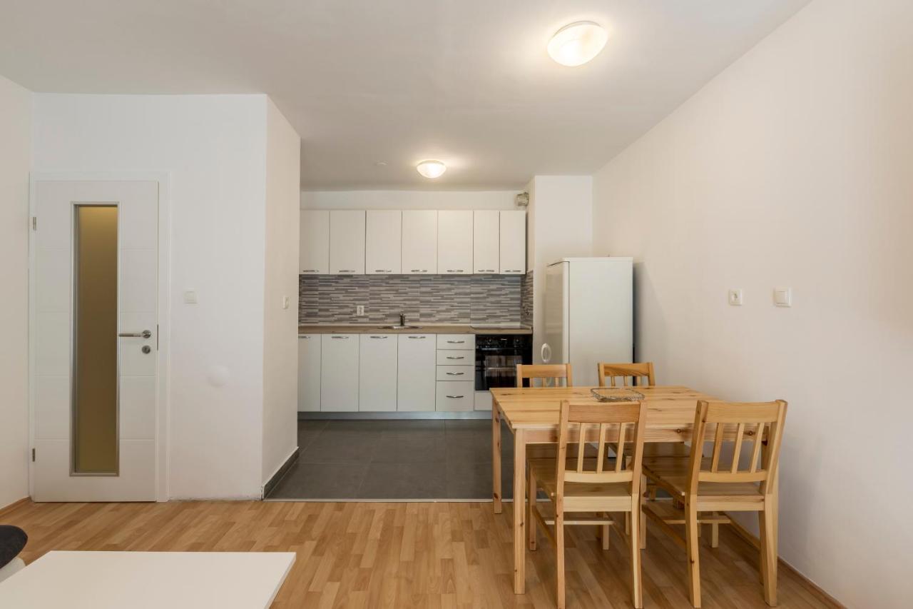 Pujanke - Large 3 Bedroom *