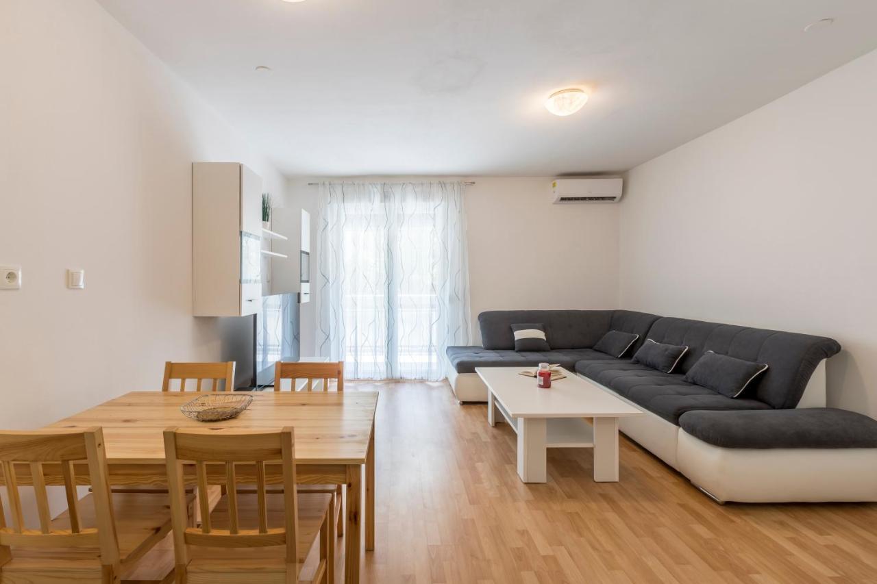 Pujanke - Large 3 Bedroom Split