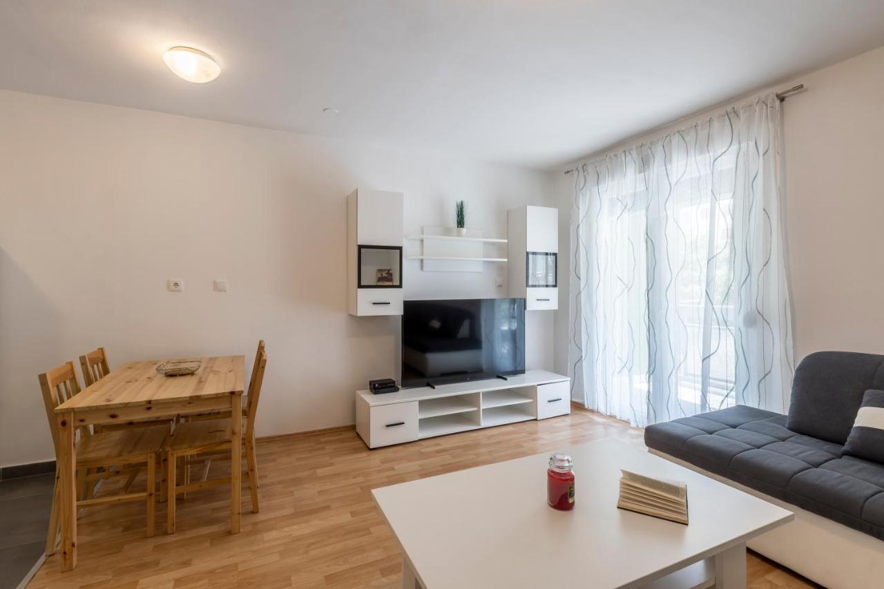 Pujanke - Large 3 Bedroom *
