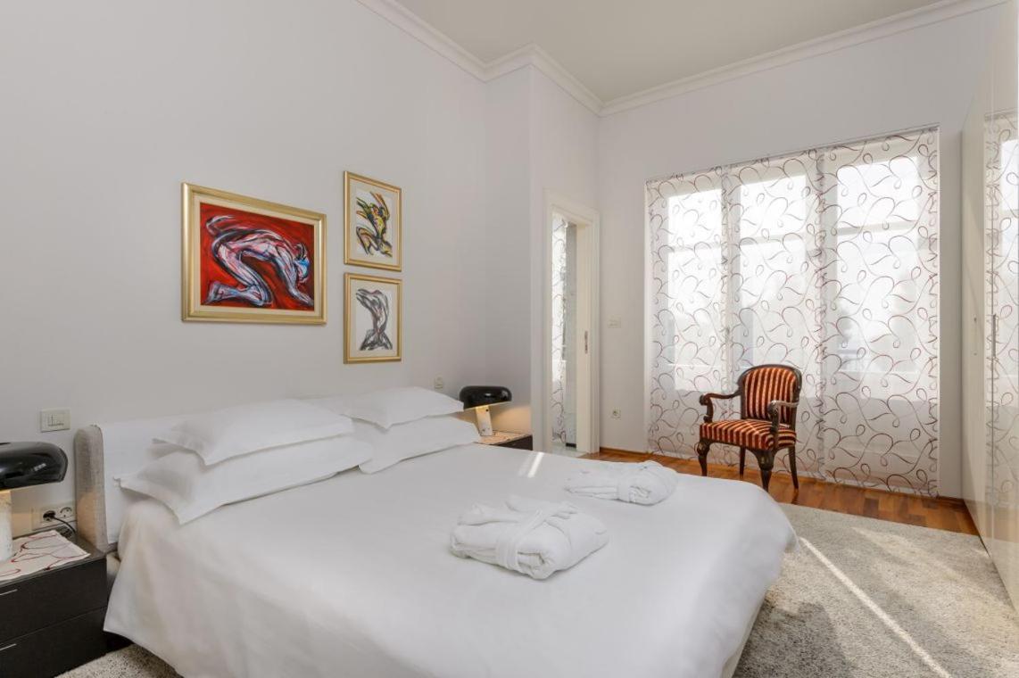 Castello Split: Luxury Seafront With Private Pool And