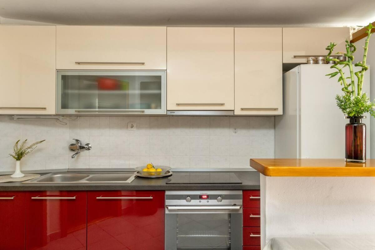 Apartment Aparrtment Terra- Combine Beach&Old Town