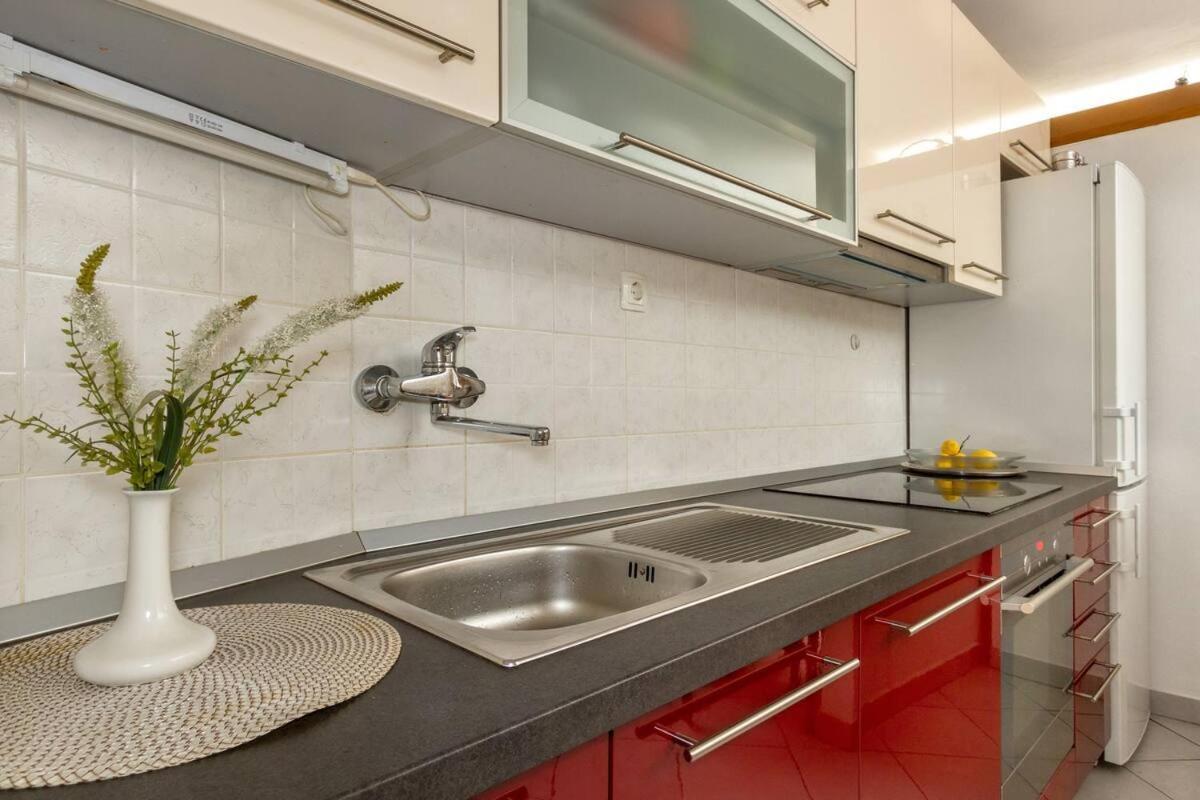Aparrtment Terra- Combine Beach&Old Town Apartment Split