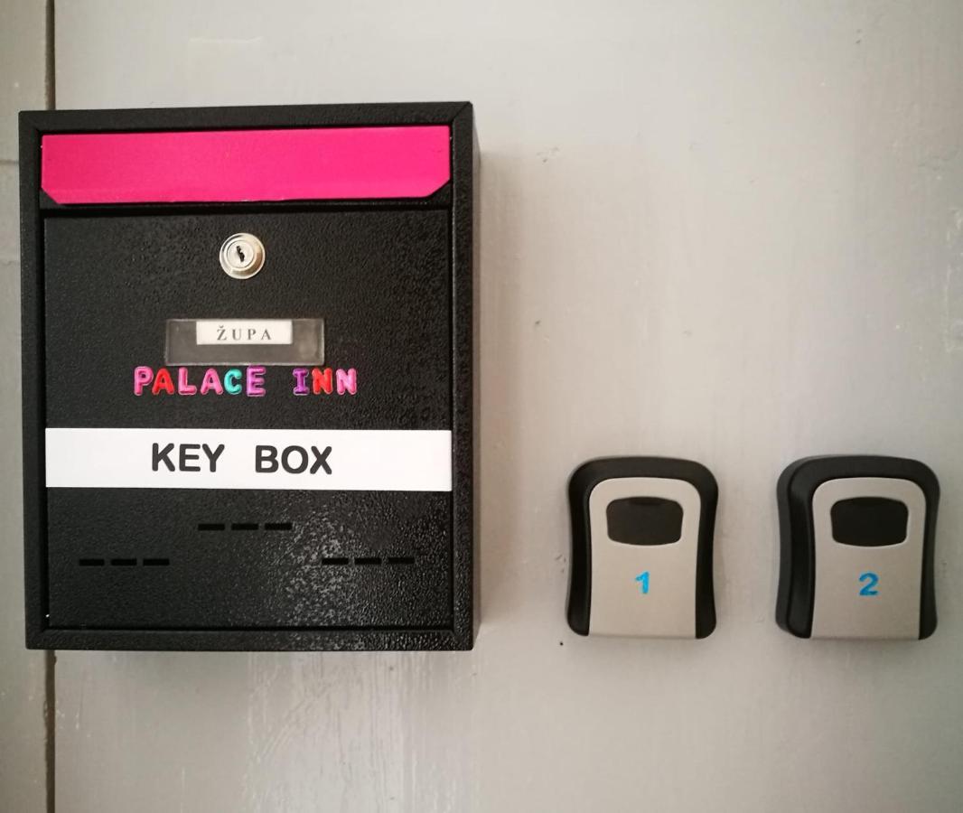 Guest house Palace Inn Rooms