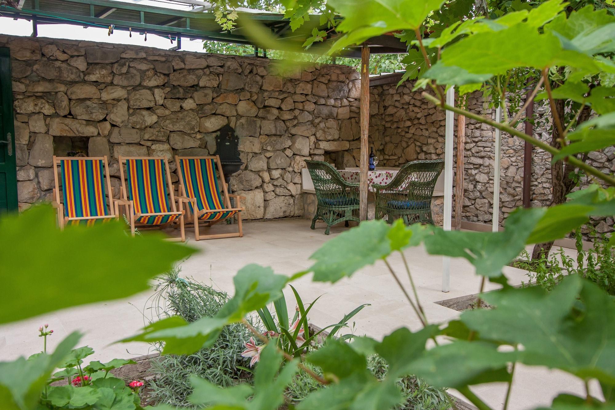 Garden Aparthotel