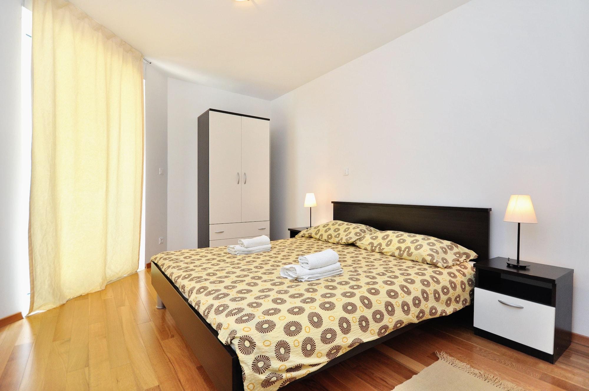 Adriatic Queen & Apartment Split