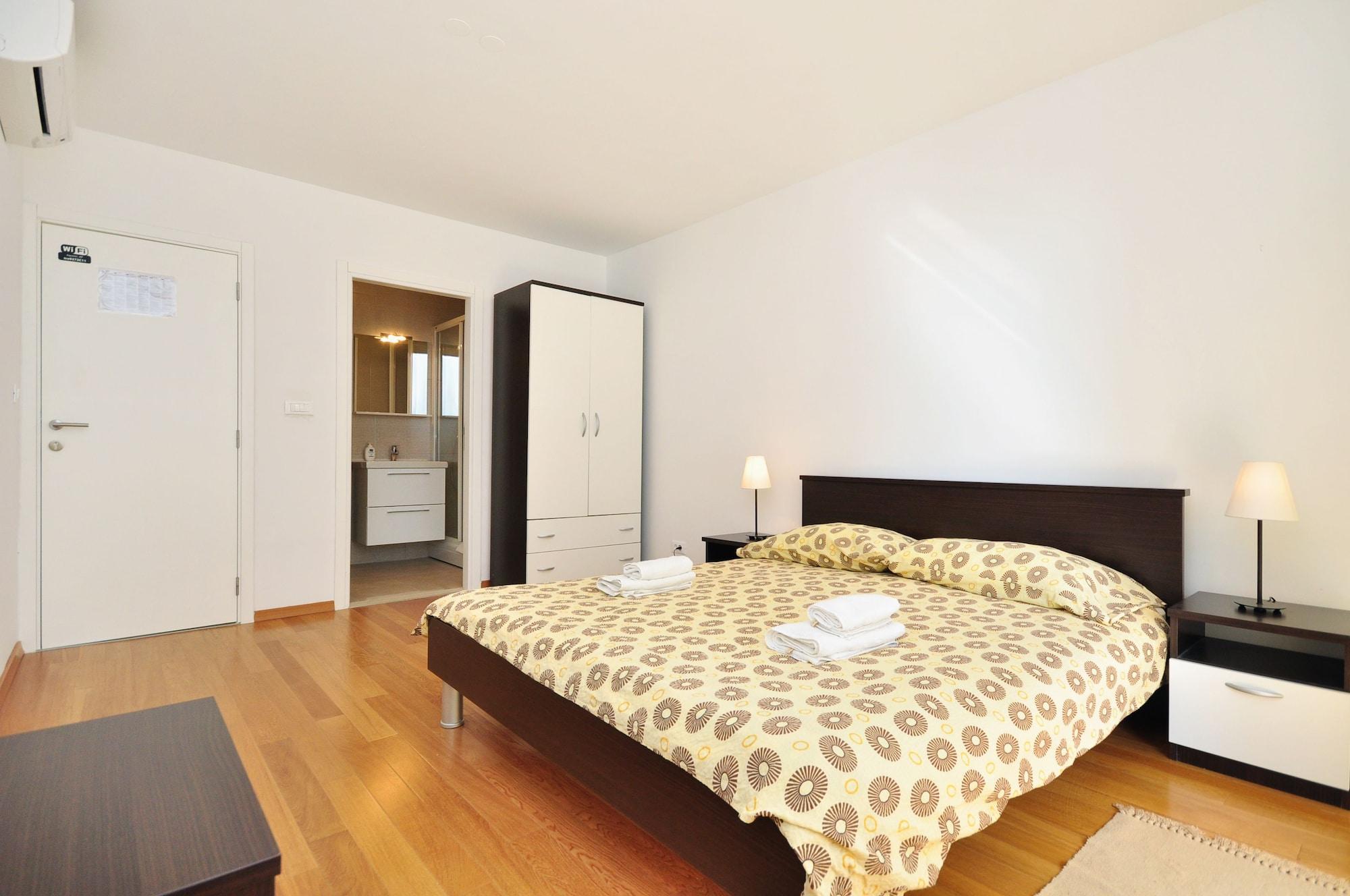 Apartment Adriatic Queen & *