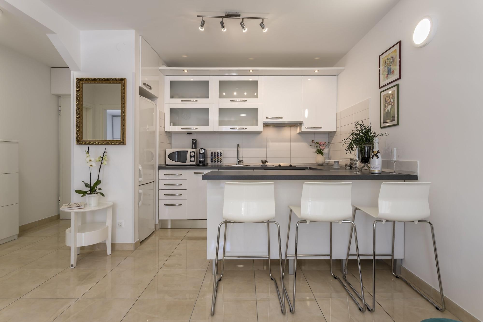 Adriatic Queen & Apartment Split