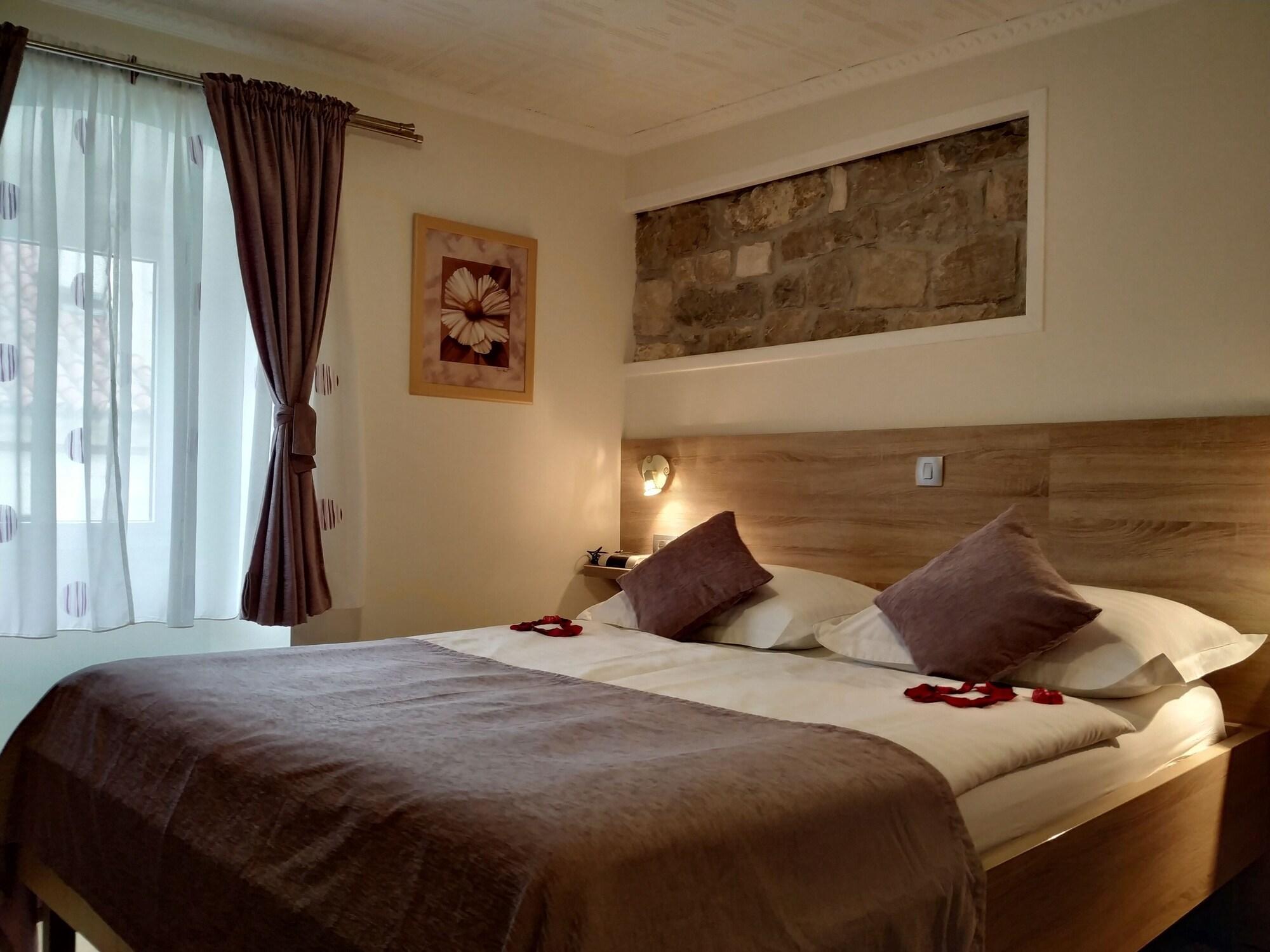 Kastel 1700 Hotel 3*