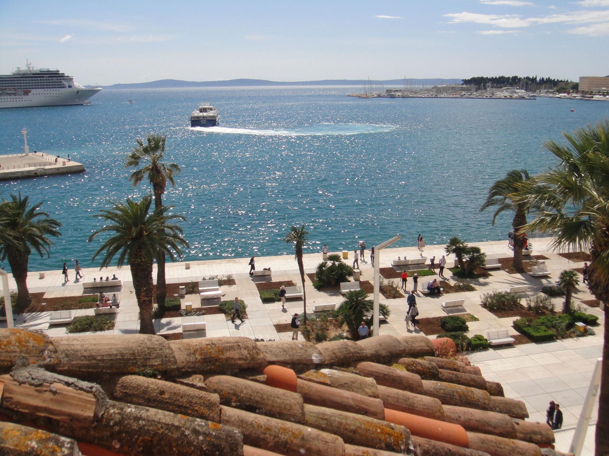 Kastel 1700 Hotel 3*