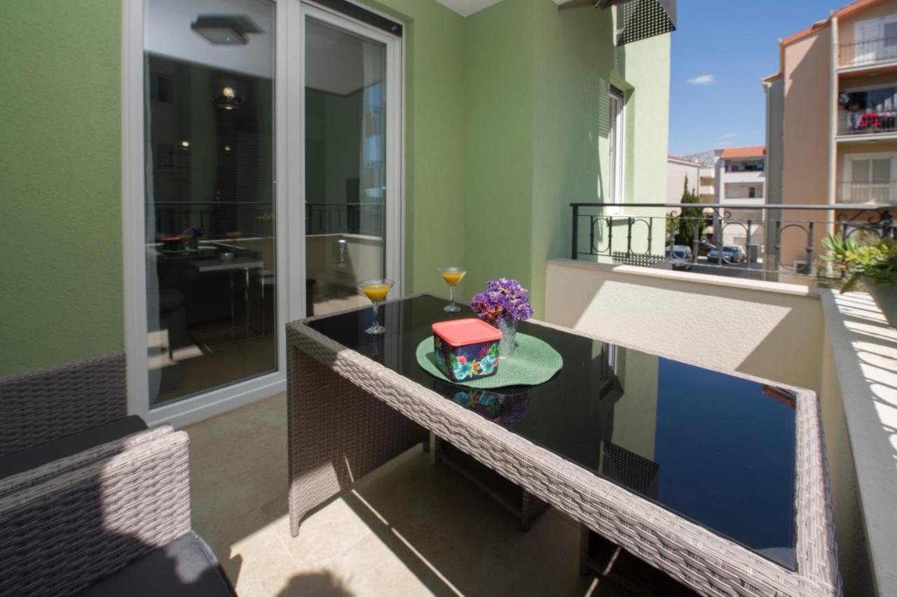 Apartment Eni *
