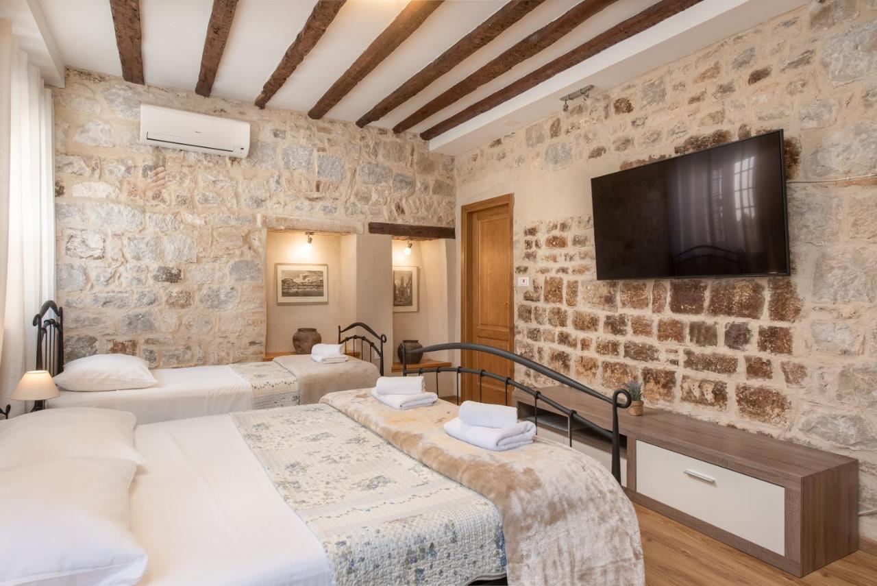 Dolce Apartment *