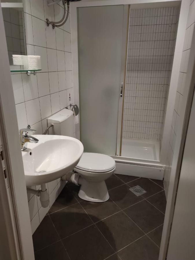 Guest house Private Accommodation Raspudic
