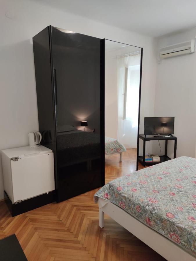 Private Accommodation Raspudic *
