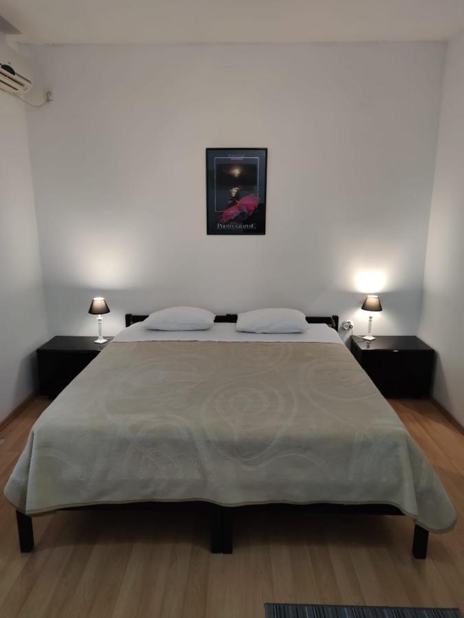 Guest house Private Accommodation Raspudic Split