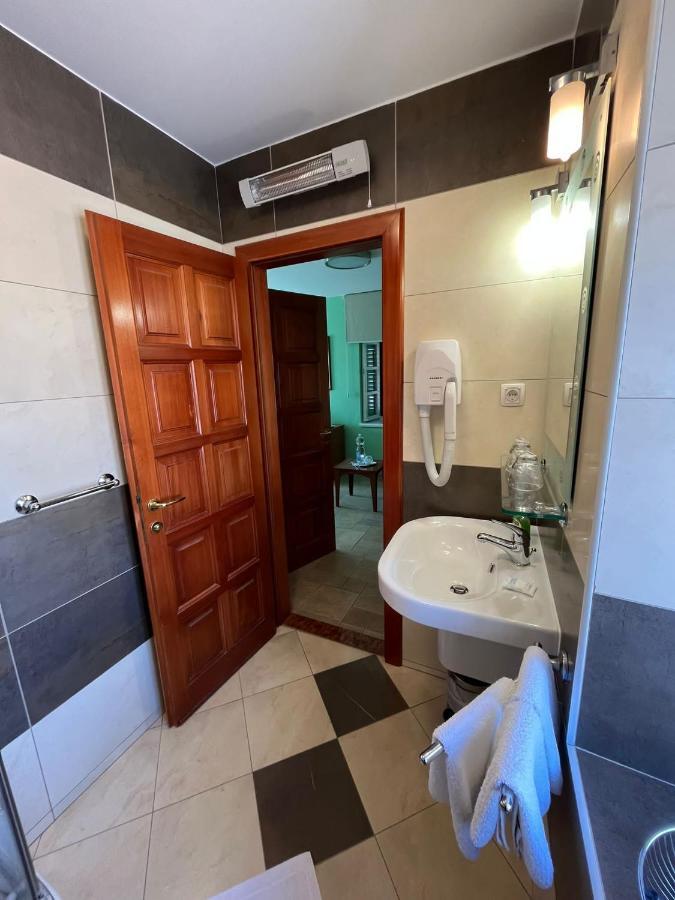 Toni Palace Gasthof Split