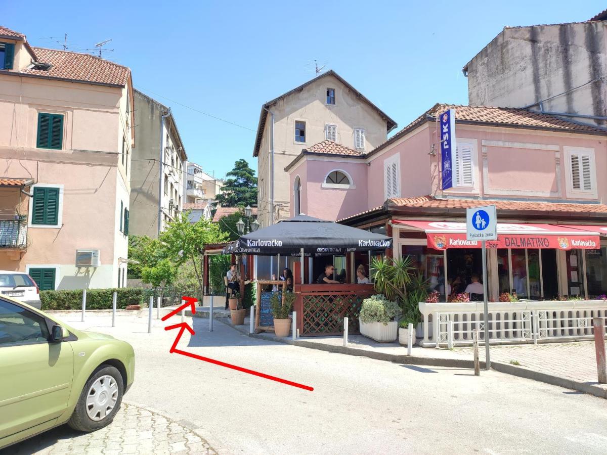 Apartment Apartmani Ana Leko *