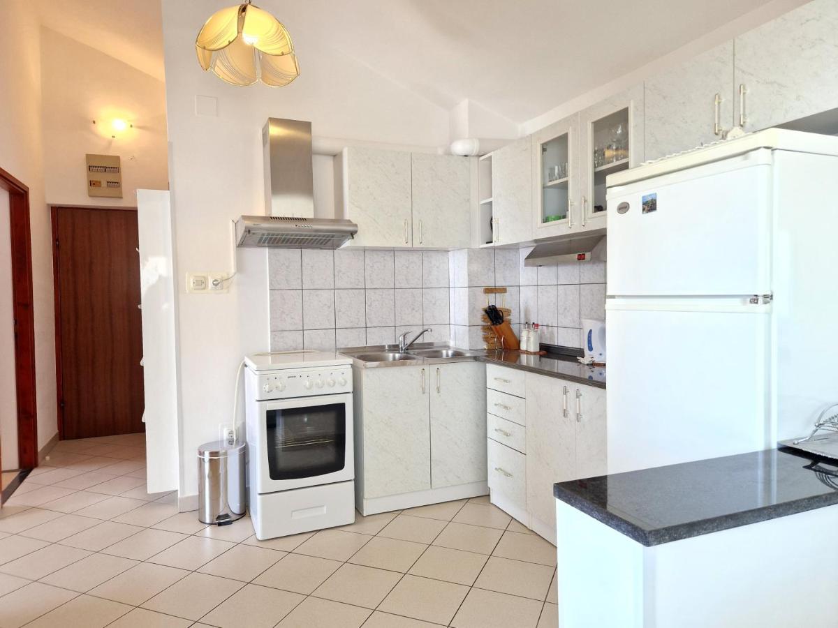 Angie - Marjan Hill Apartment Split
