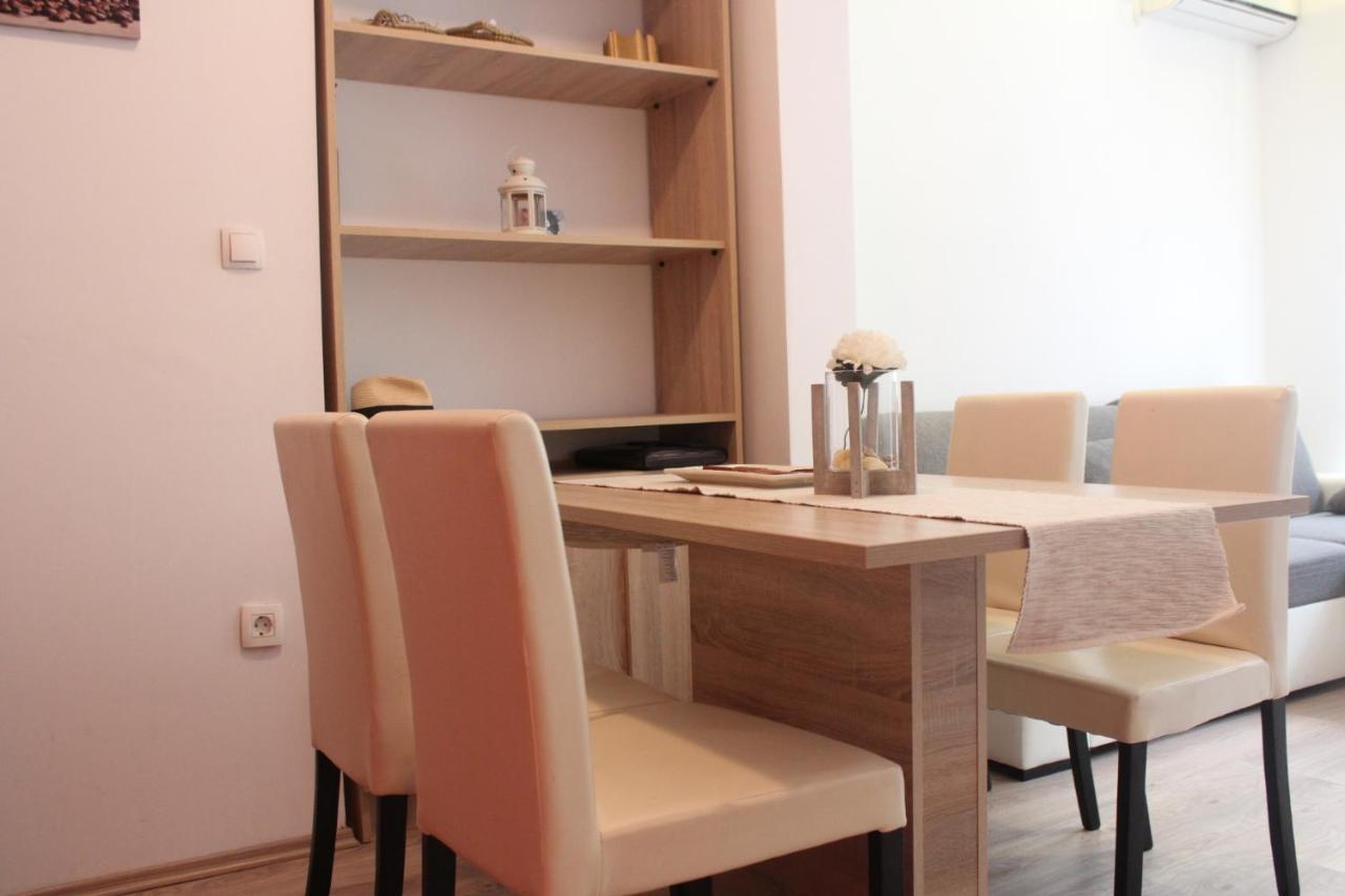 One Bedroom Apt With Wifi Apartamento Split