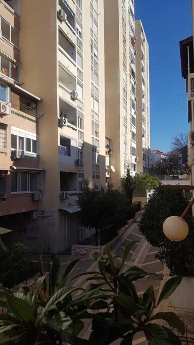 Writer's In An Unique District Apartman *