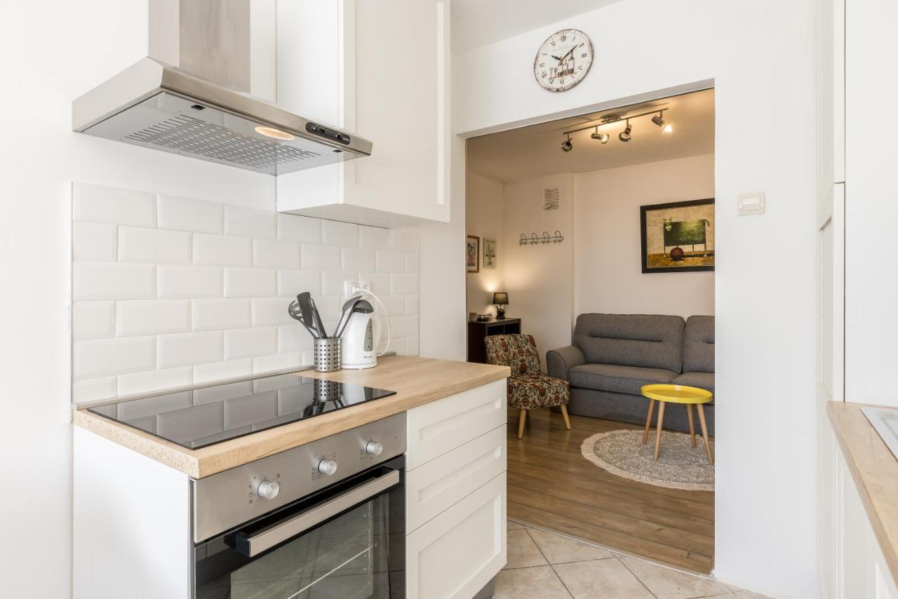 Sunny Apartment