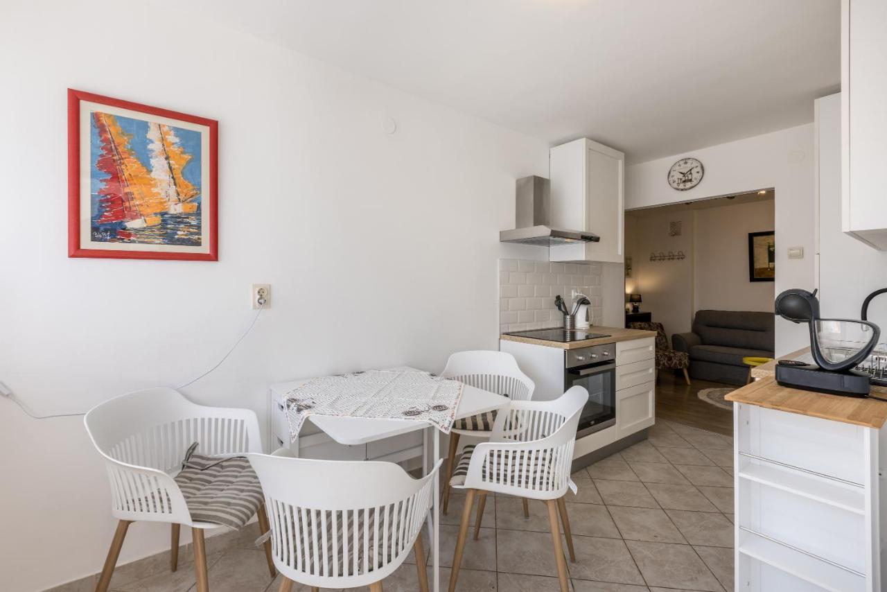 Apartment Sunny Split