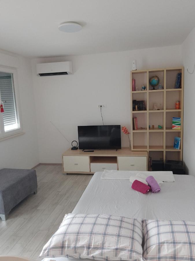 Studio Lucija Apartman *