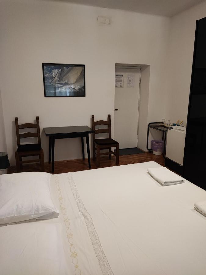 Private Accommodation Raspudic * Split