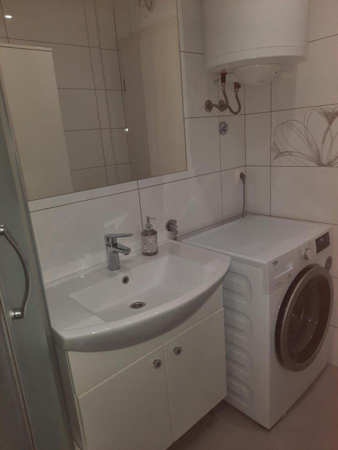 Apartment Ani