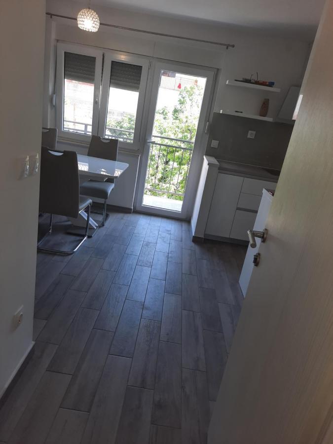 Ani Apartment