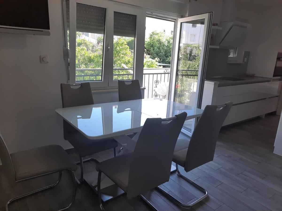 Ani Apartment *