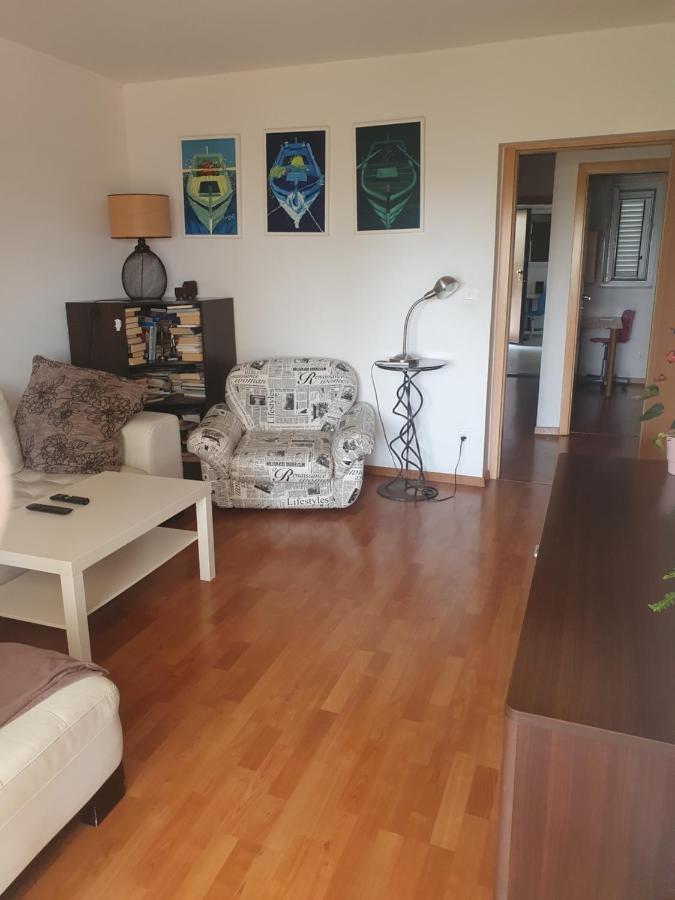 Apartment Great For 5