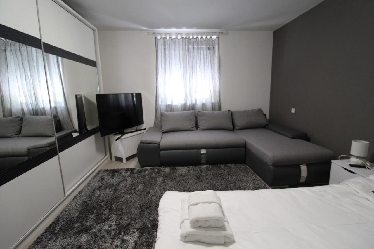 Apartman Matijas, 3 Bedroom With Terrace And Parking Split