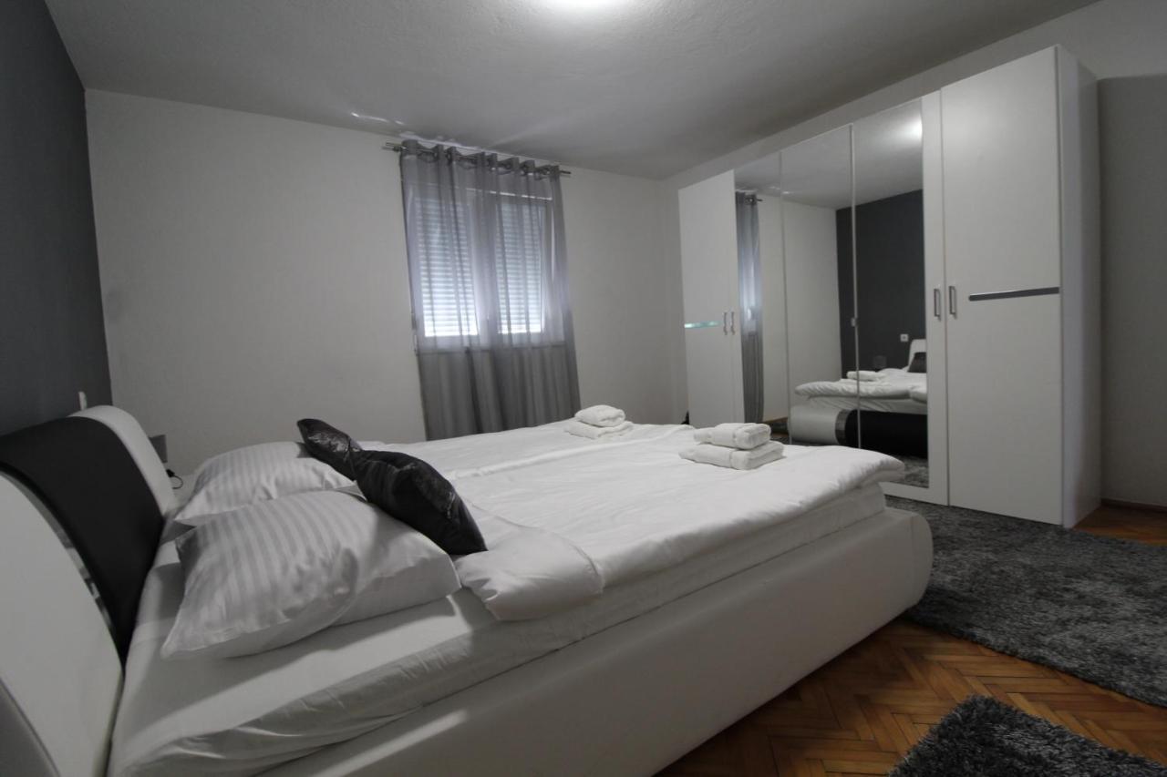 Matijas, 3 Bedroom With Terrace And Parking Apartman *