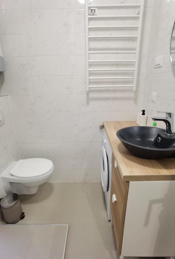 Apartment Style 2br*** *