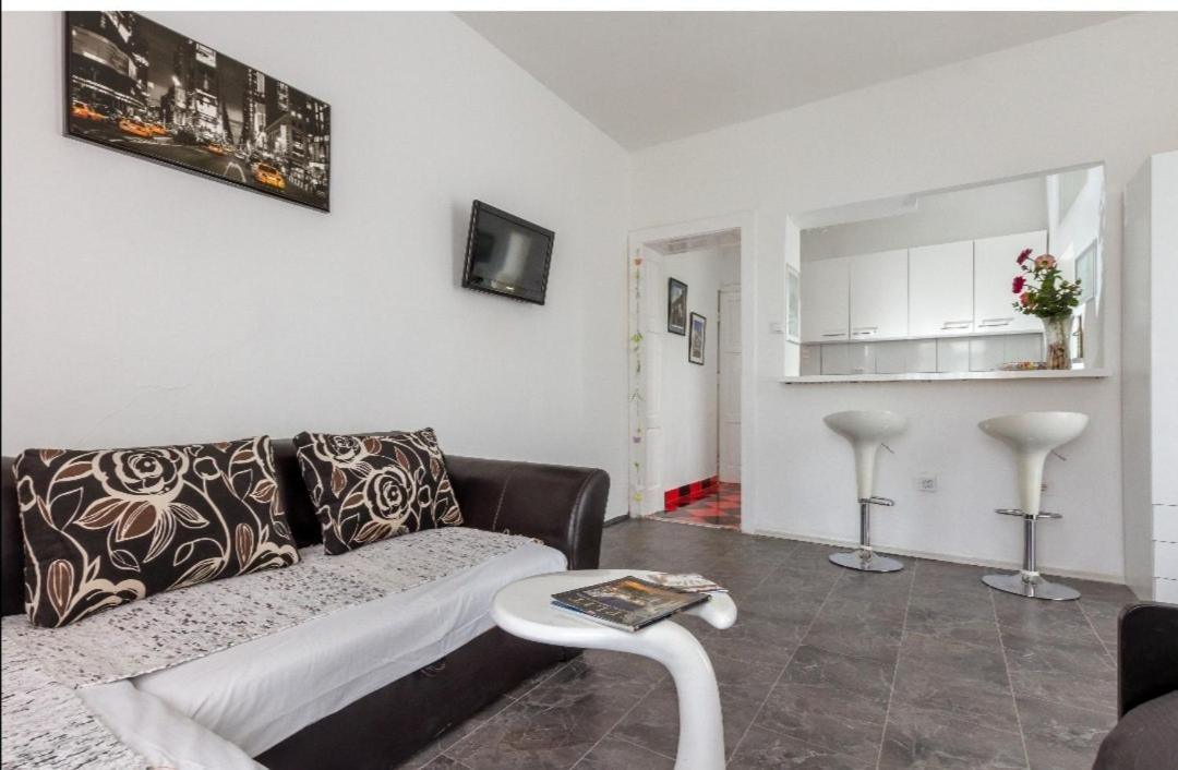 Apartment Izabela Split