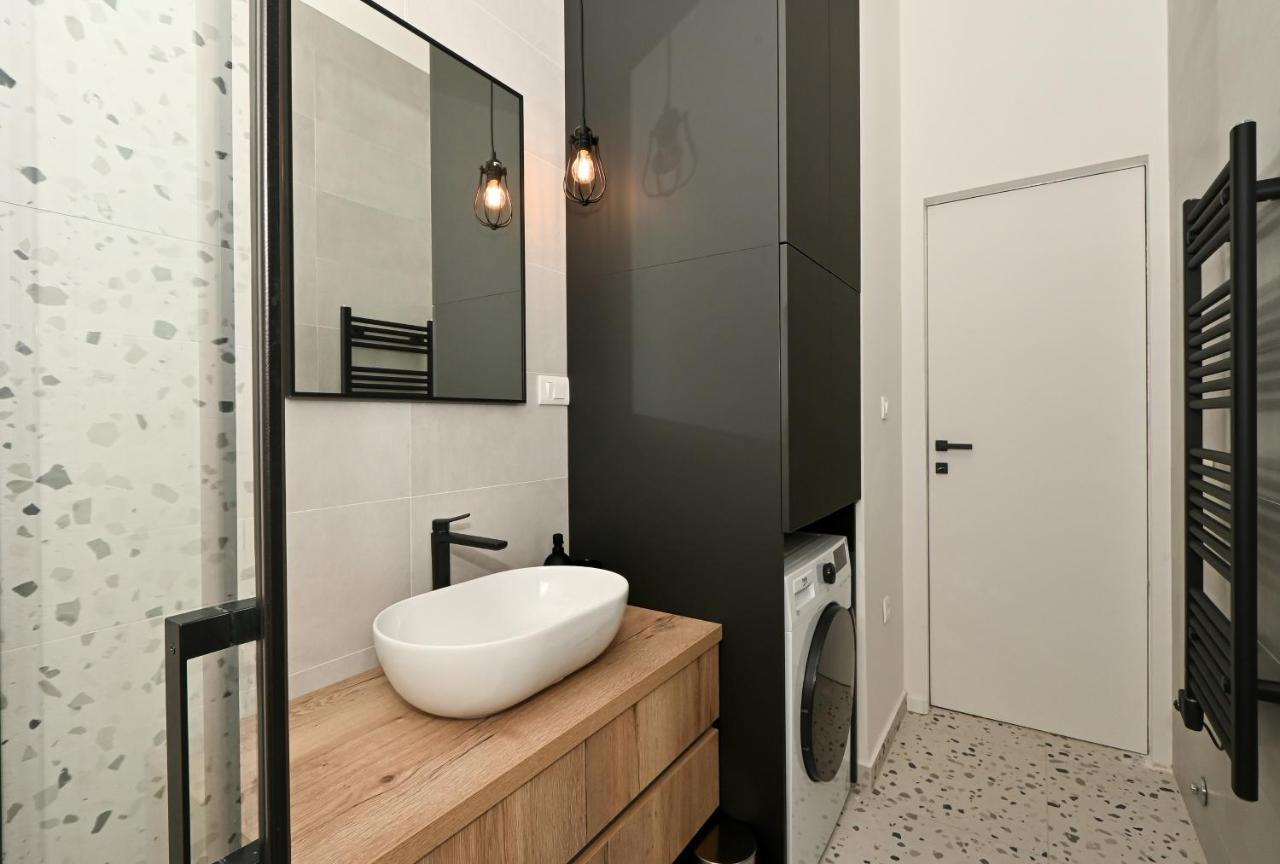 Old Town Pine Apartman Split