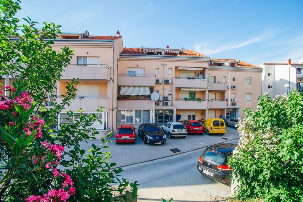 Apartment Krbavska Split