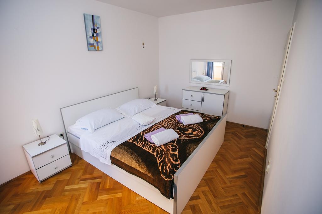 Apartment Krbavska *