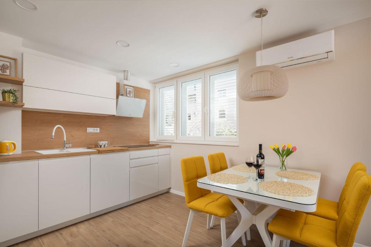New & Modern Aa Apartment Split