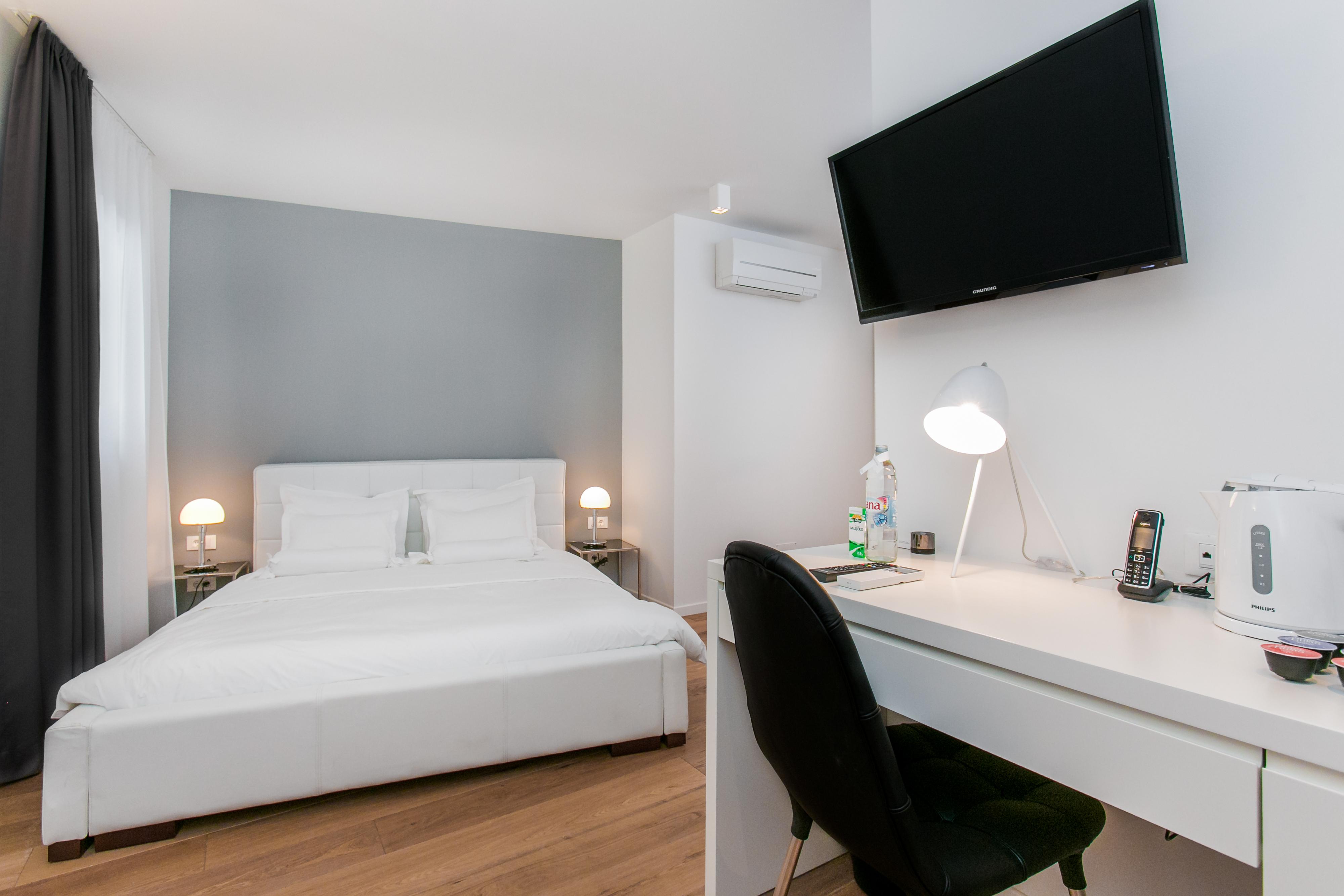 Divota Hotel