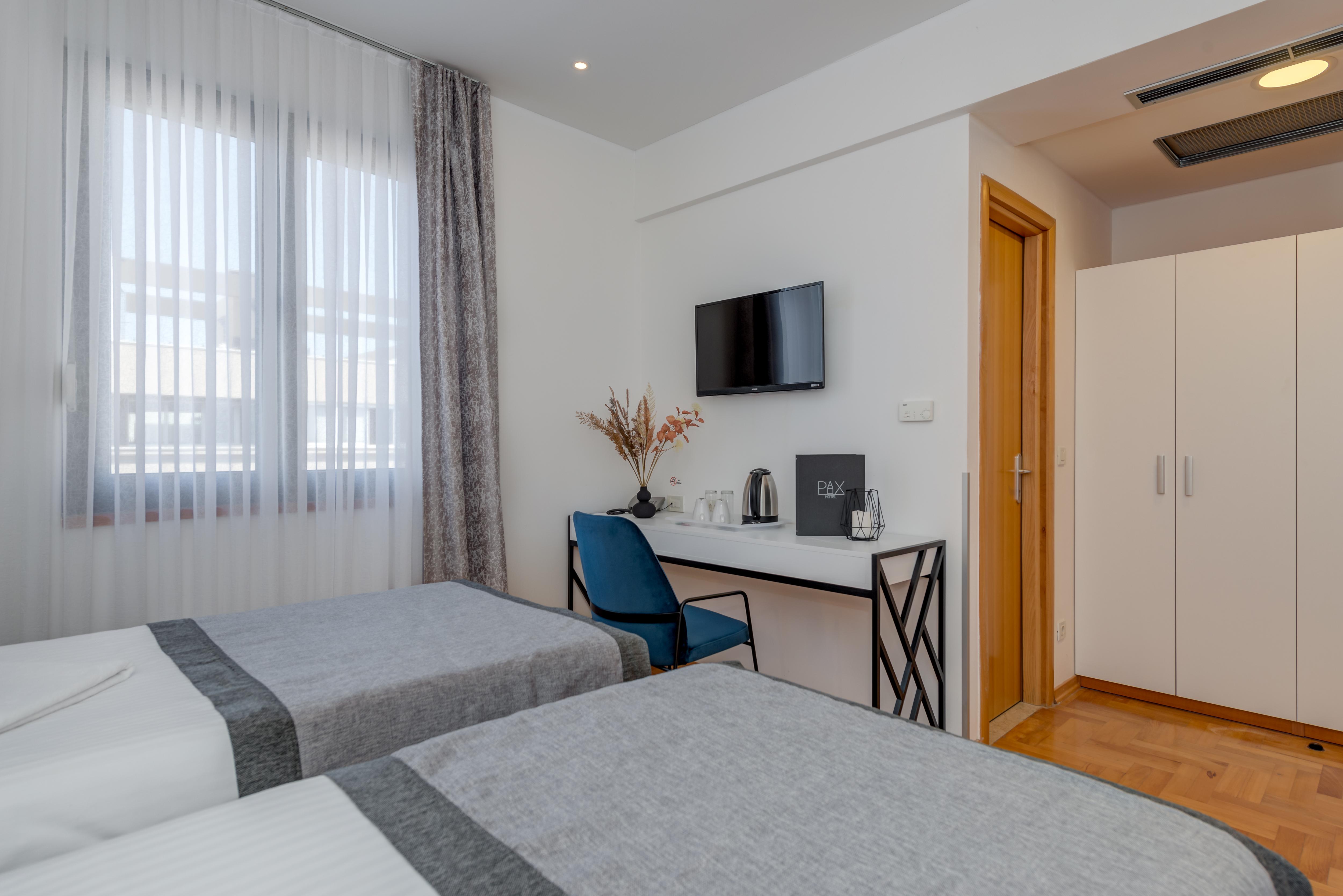 Pax Hotel