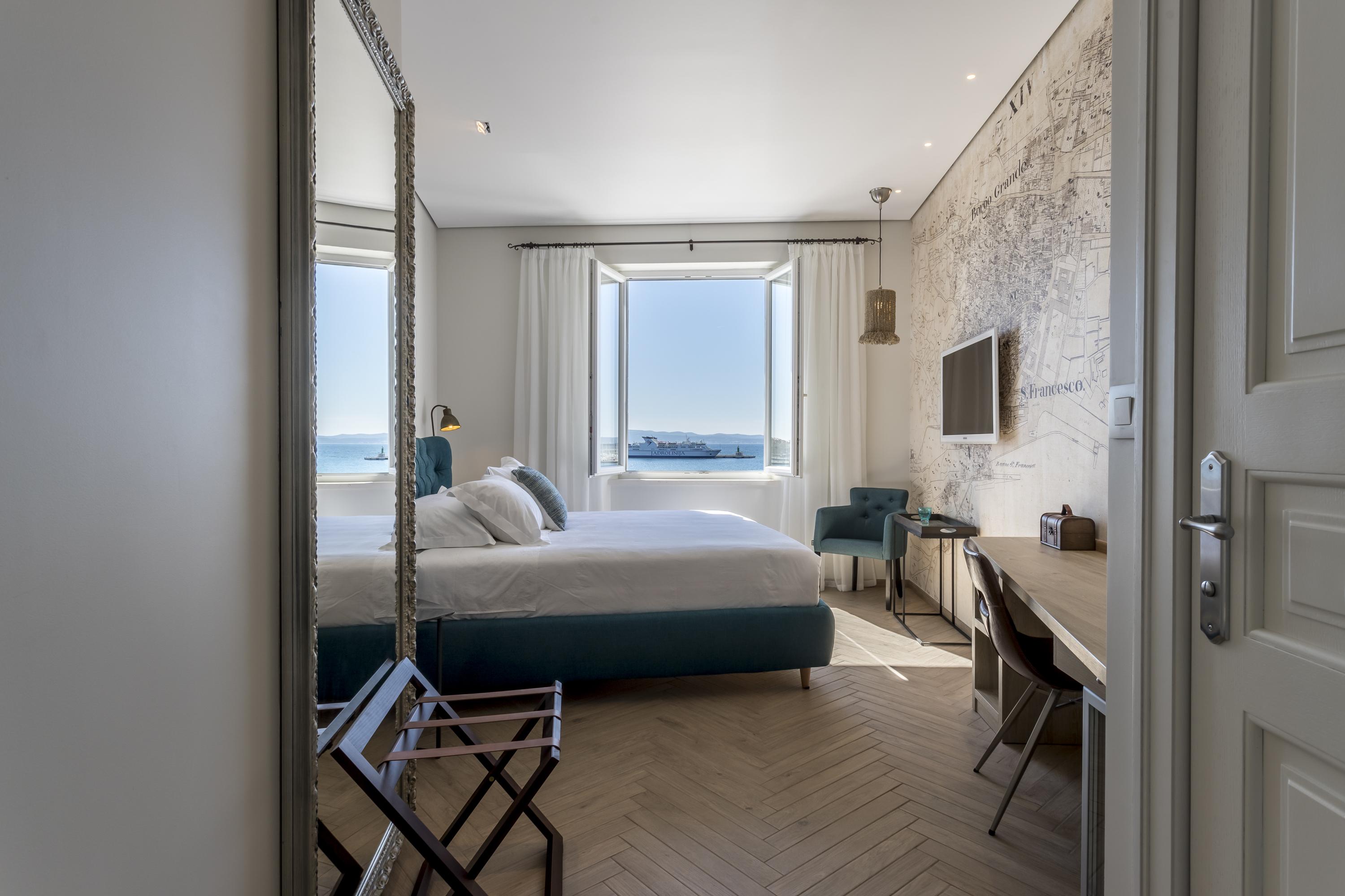 Seaview Luxury Retreat 4*
