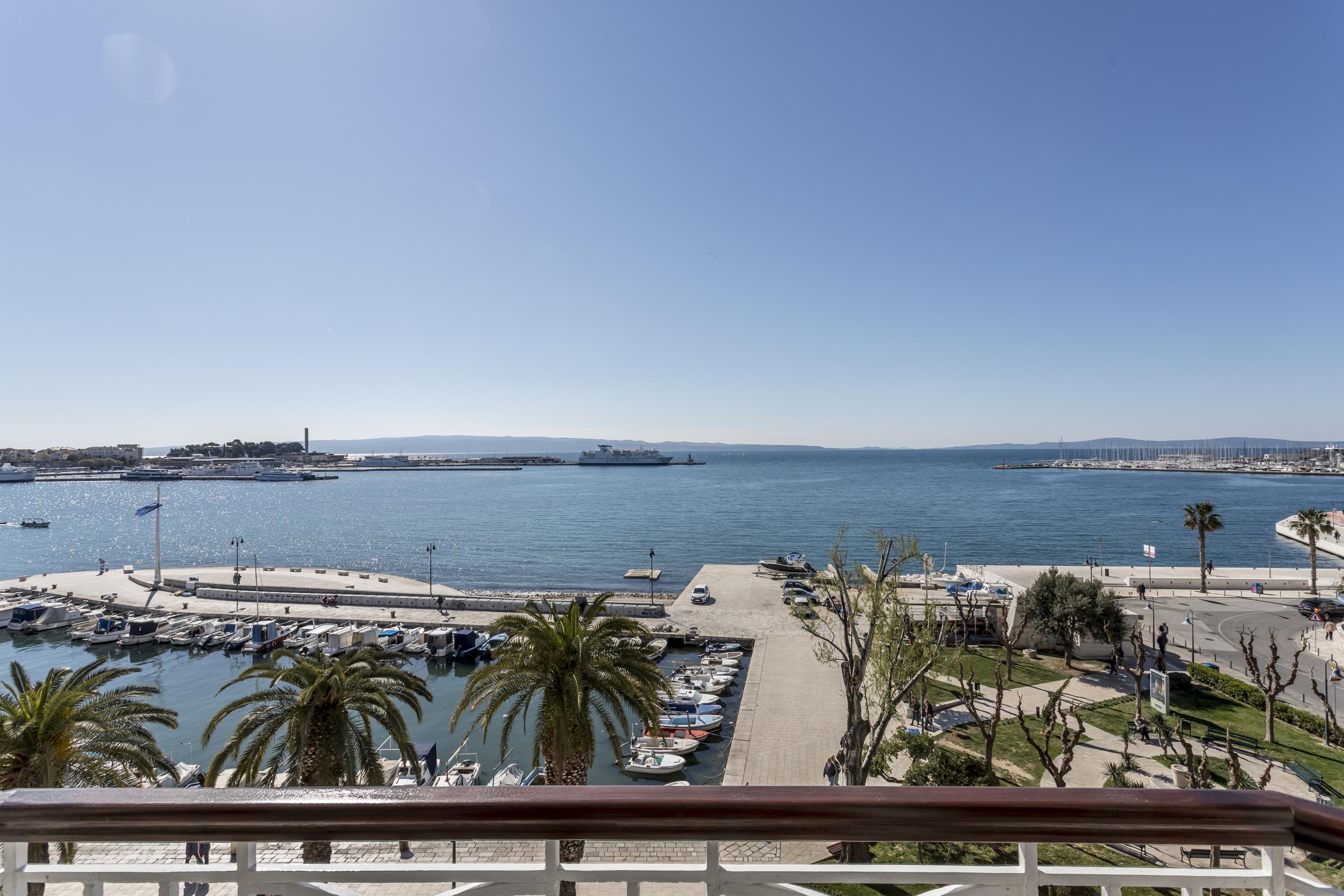 Seaview Luxury Retreat Guest house 4*